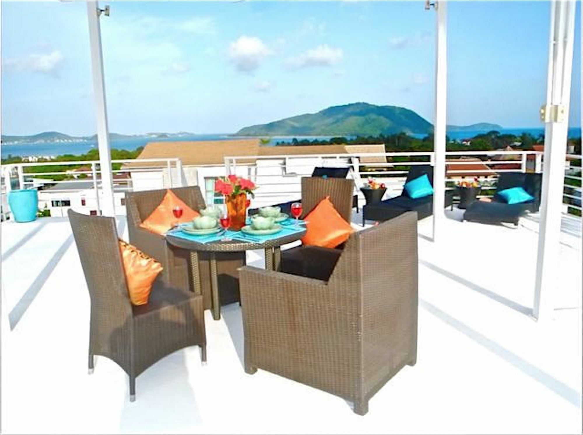 Sunrise 3 Bedrooms Modern Apartment In Nai Harn Rawai Exterior foto